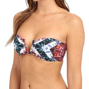 Beach Riot Diamond Back Frontier bikini top